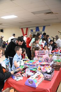 Holiday Gidts for Families Events December 2025