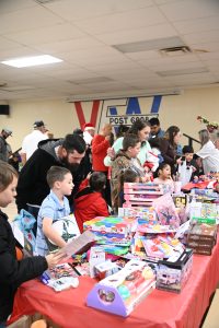 Holiday Gidts for Families Events December 2025